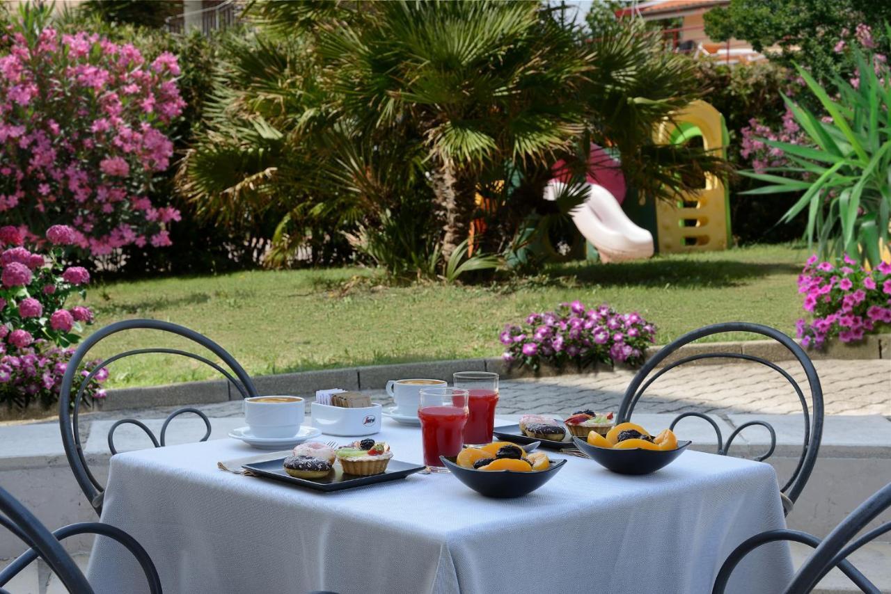 Hotel Nuovo Diana Senigallia Dış mekan fotoğraf