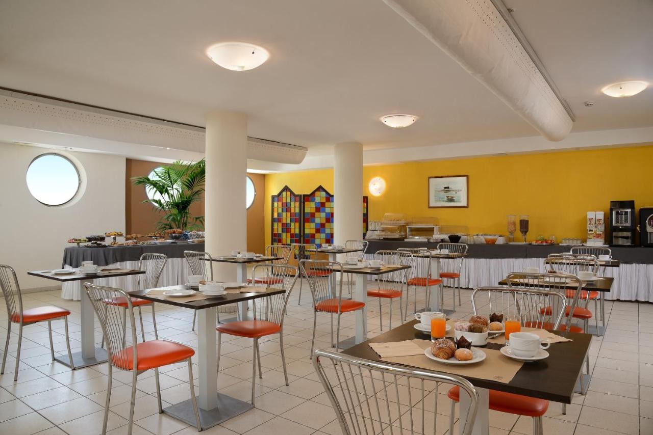 Hotel Nuovo Diana Senigallia Dış mekan fotoğraf