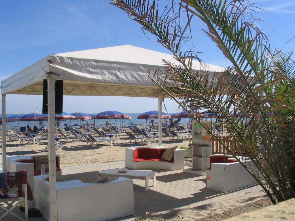 Hotel Nuovo Diana Senigallia Dış mekan fotoğraf